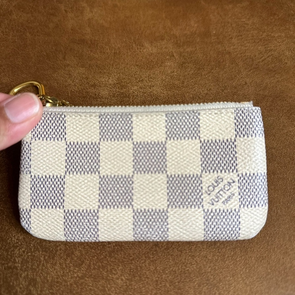 Louis Vuitton Damier Azur Key & Card Holder - Picture 2 of 13